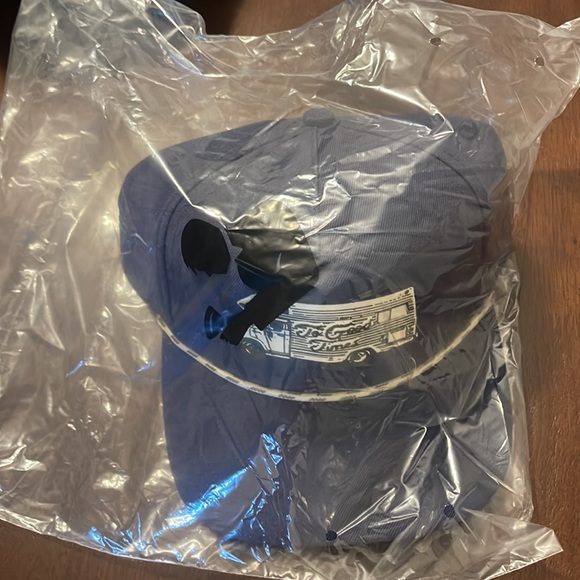 Rowdy Gentleman Trucker Hat - Picture 5 of 7